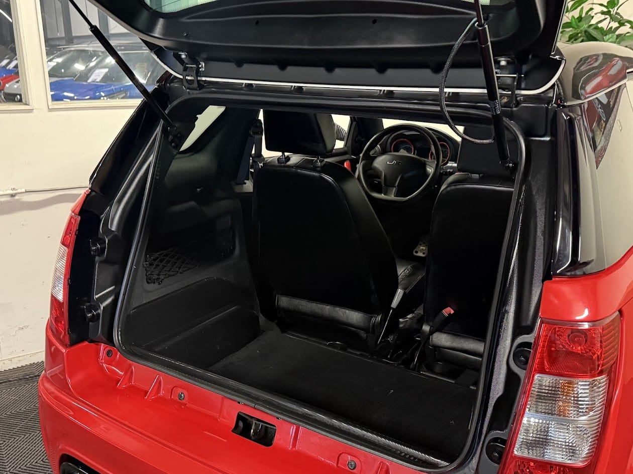 Ligier JS50 Sport rood red rot 11
