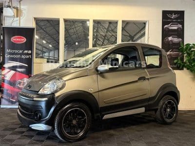Microcar M.Go Highland Kofferraum Mopedauto Minicar 45 KM