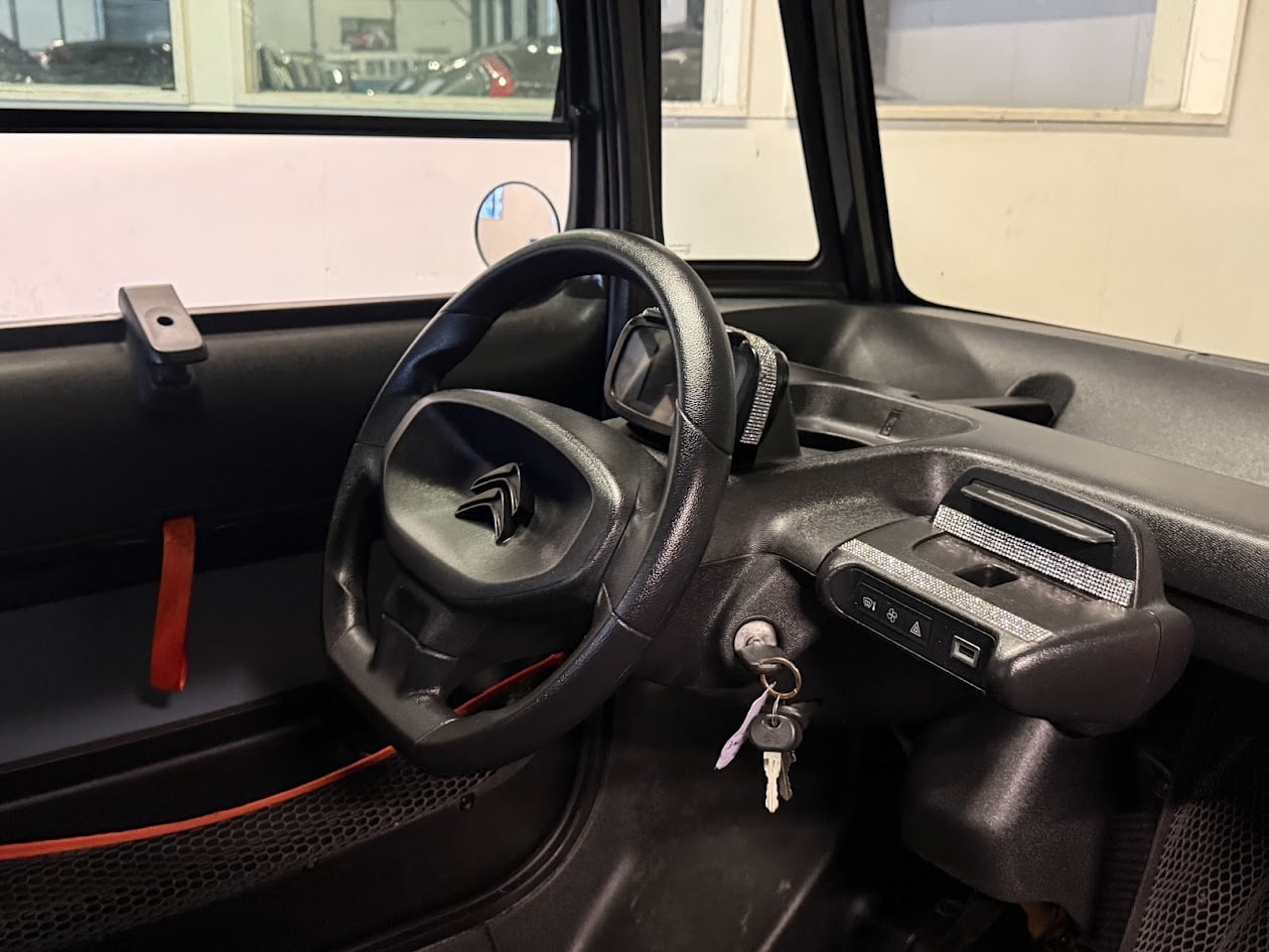 Citroen Ami 2022 12