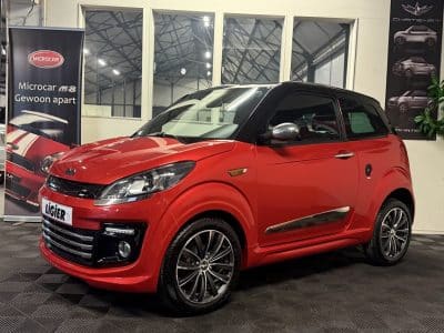 Ligier JS50L LONG Red on Black Mopedauto Microcar 45 KM