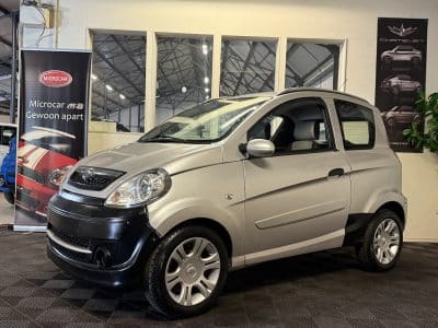 Microcar M.Go Silberline SXI XXL Kofferraum Mopedauto 45