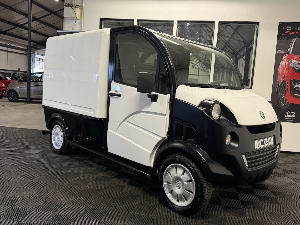 Aixam D-Truck 5