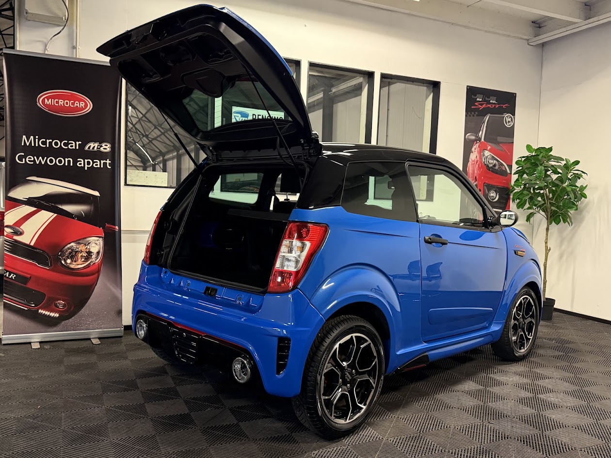 Ligier JS50L Ultimate Sport 6