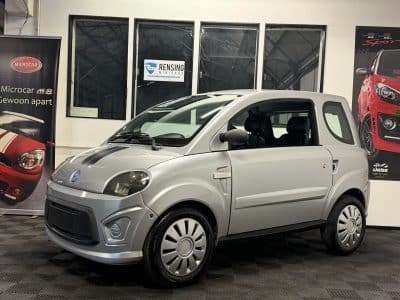 Microcar DUÈ First Zilver Brommobiel inicar 45 KM
