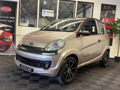 Microcar M.Go C&C Leder Sitze Mopedauto Minicar 45 KM