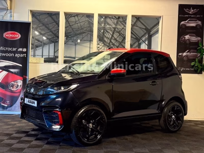 Aixam City S10 Lila & Red Mopedauto Microcar 45 KM